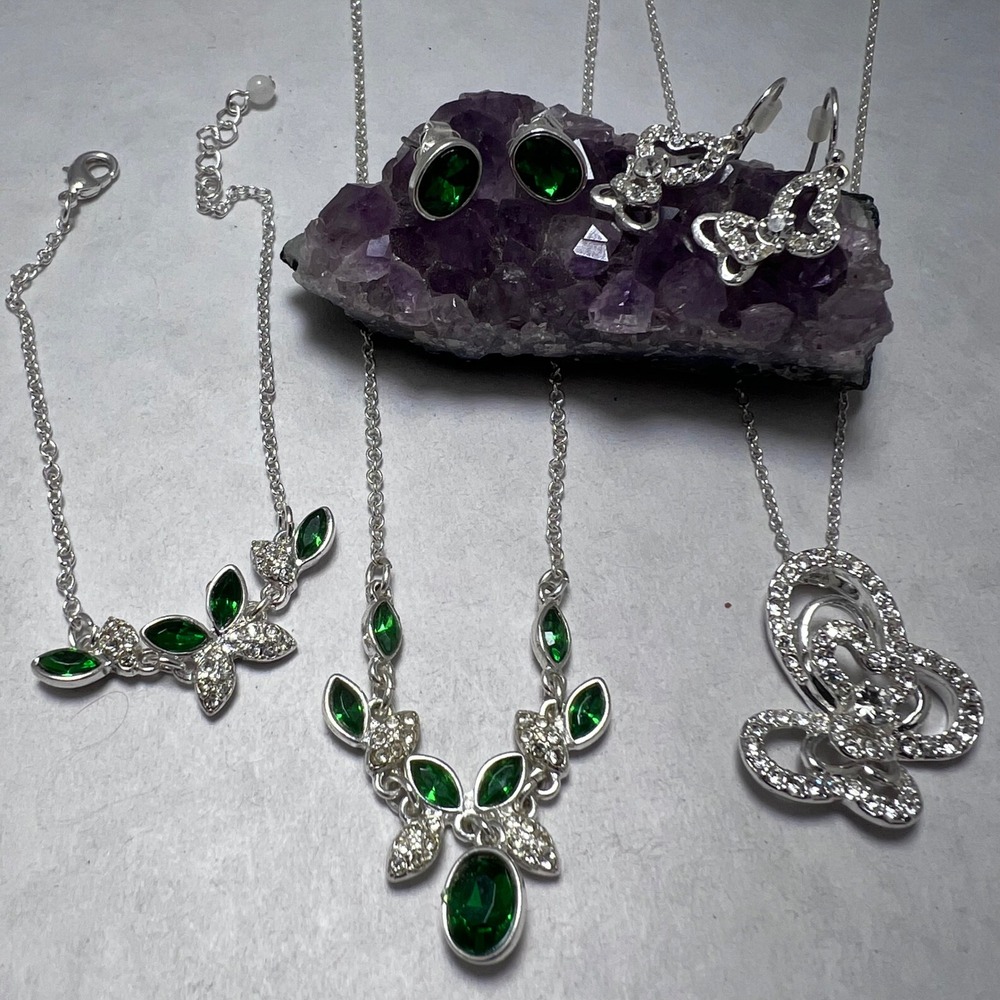 Green Crystal Butterfly Jewelry Set‎ Silver Tone Necklace Bracelet Earrings